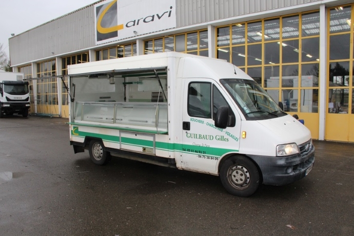 CAMION POUR MARCHES ET TOURNEES ---- 20 833€