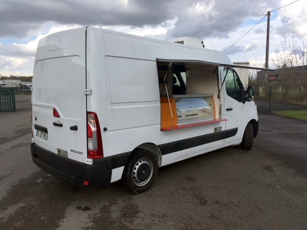CAMION ALIMENTATION GENERALE BOULANGERIE --- 34.000€